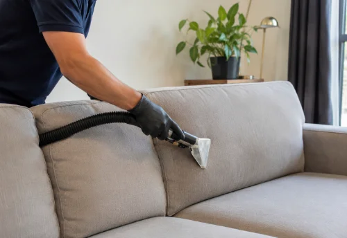 Nettoyage de canapé en profondeur à Feucherolles